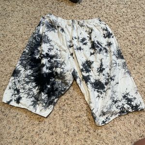 WOMEN’S SHEIN SHORTS